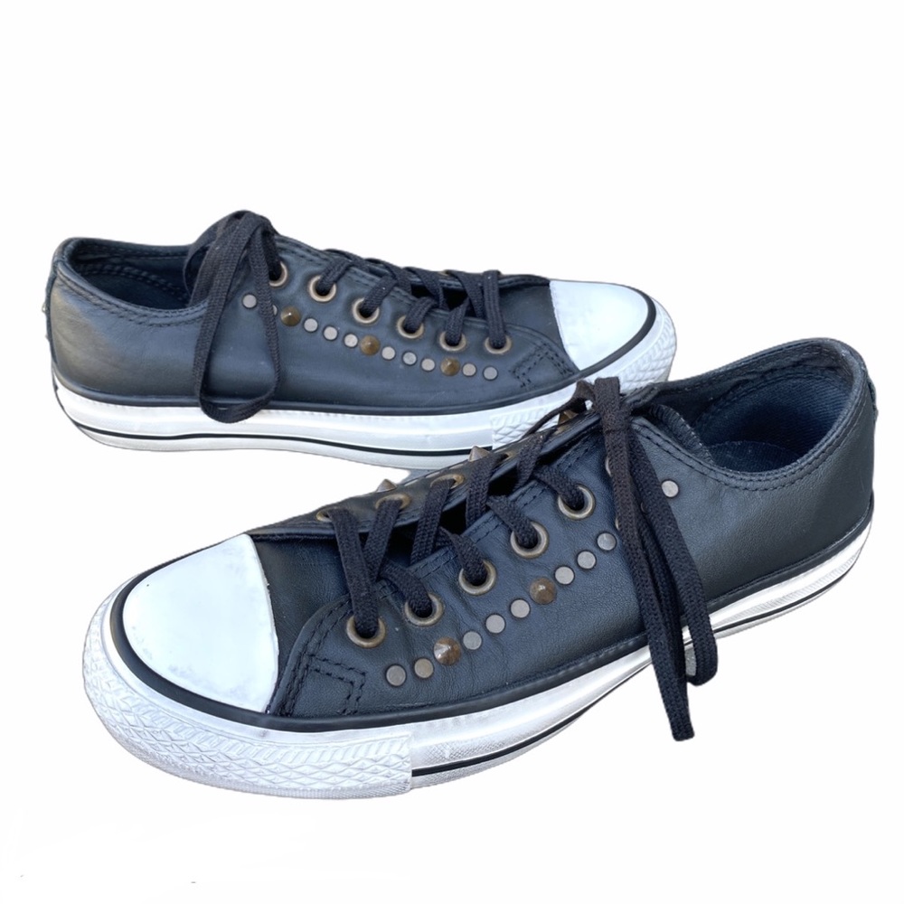 Converse studded low top sneakers black leather gold spiked women’s 7 men’s 5